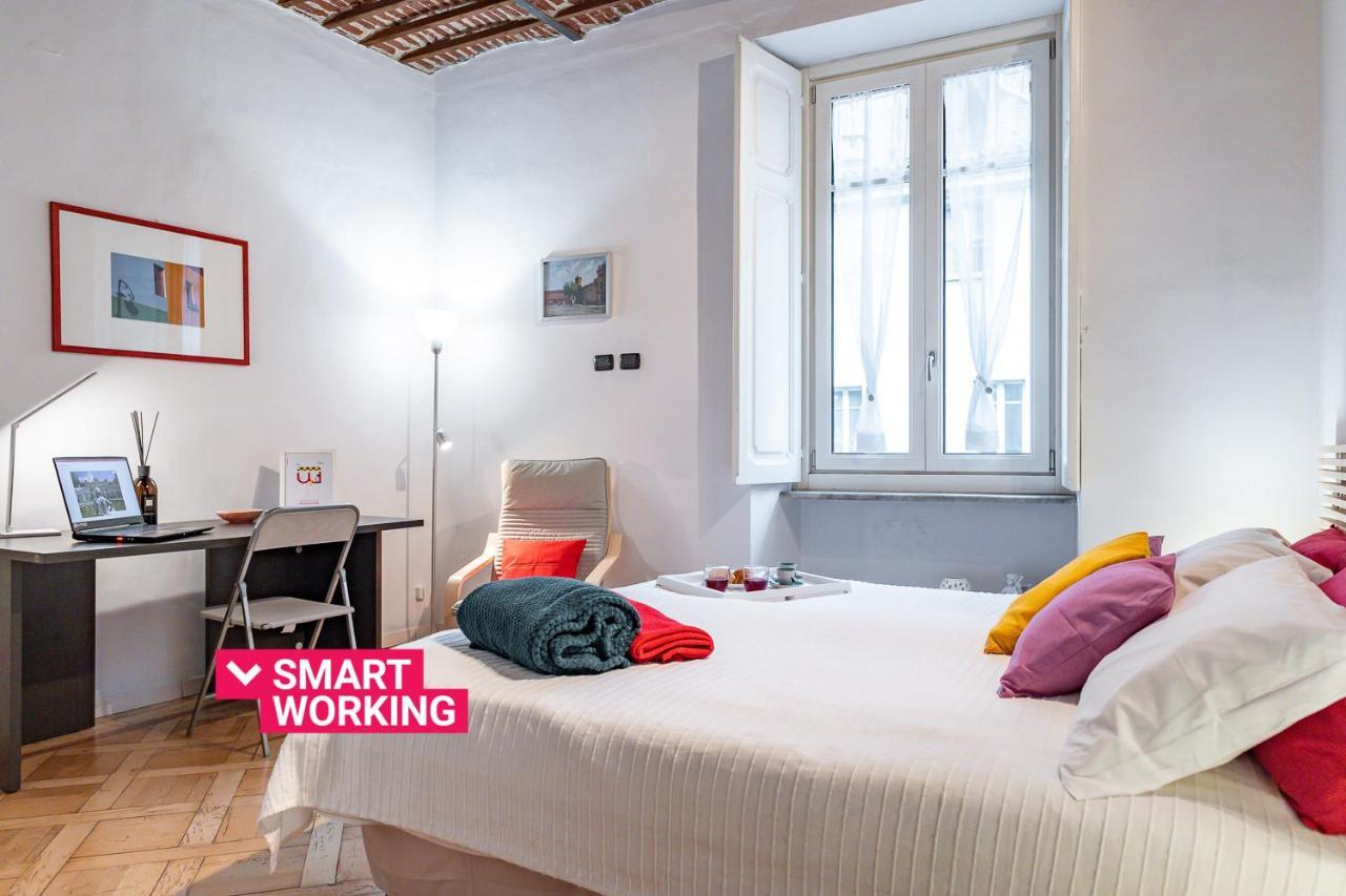 Appartement Apple House Al Duomo By Wonderful Italy à Turin Extérieur photo