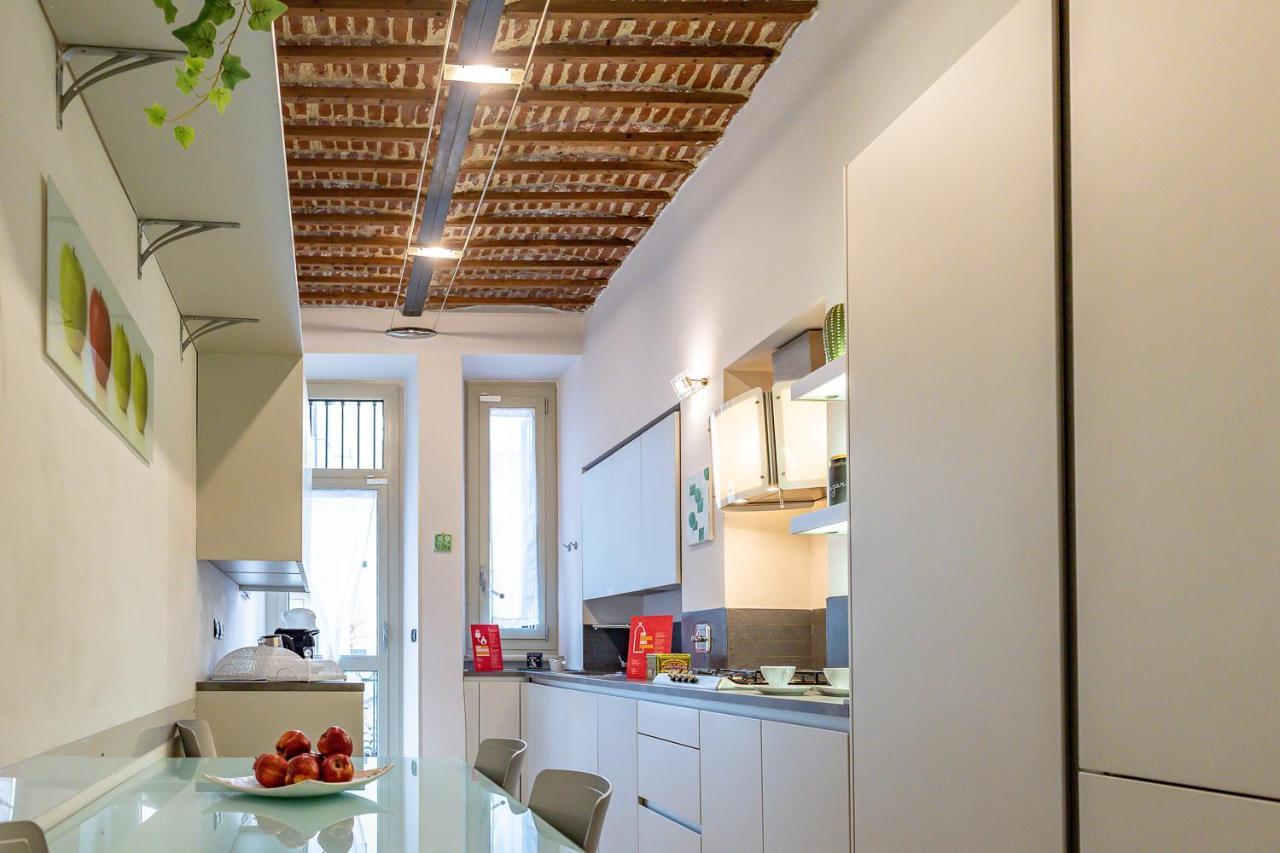 Appartement Apple House Al Duomo By Wonderful Italy à Turin Extérieur photo