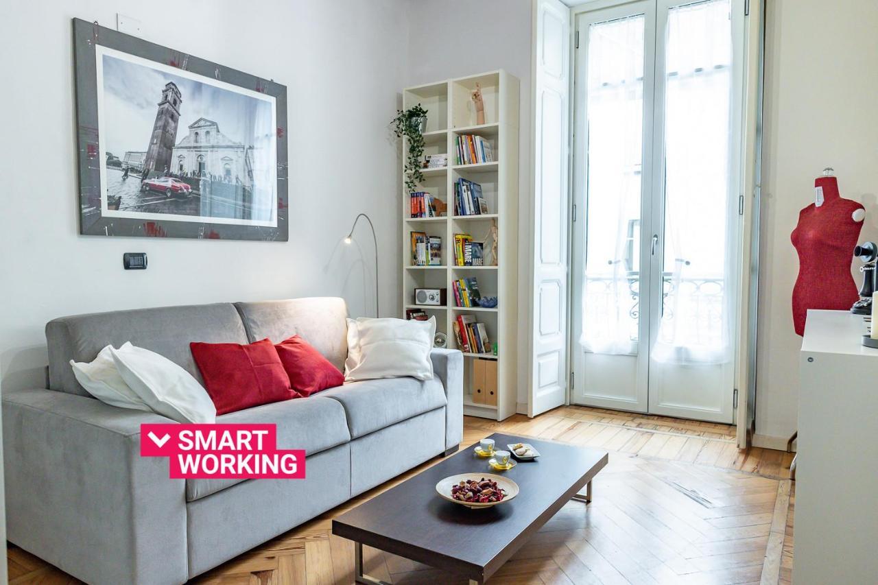 Appartement Apple House Al Duomo By Wonderful Italy à Turin Extérieur photo