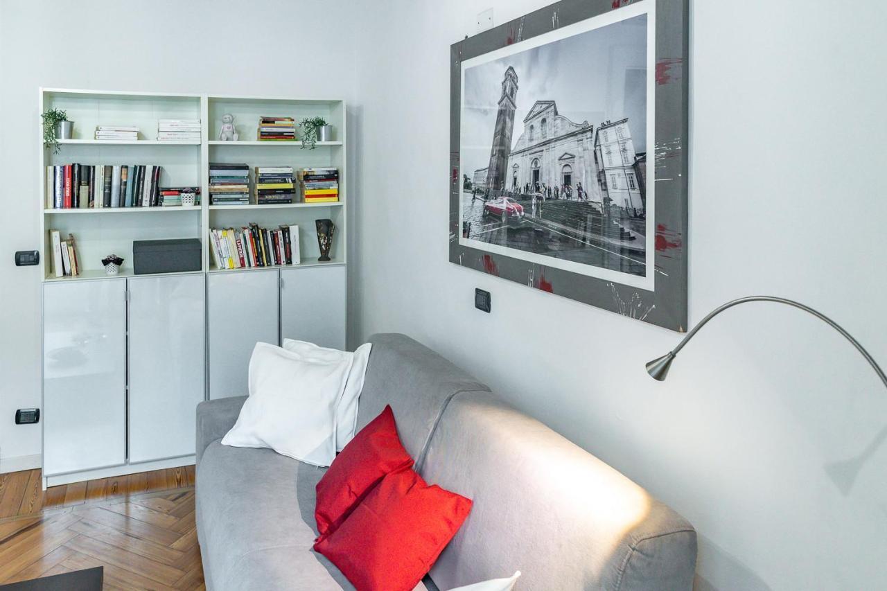 Appartement Apple House Al Duomo By Wonderful Italy à Turin Extérieur photo