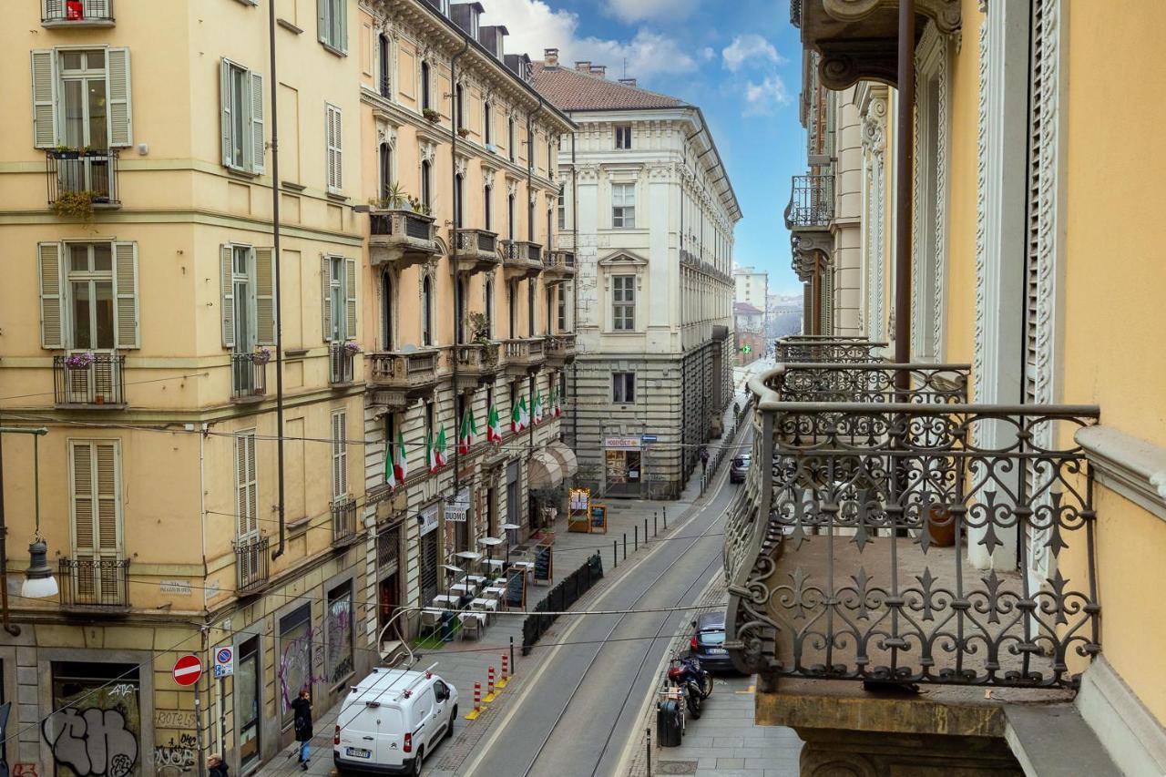 Appartement Apple House Al Duomo By Wonderful Italy à Turin Extérieur photo